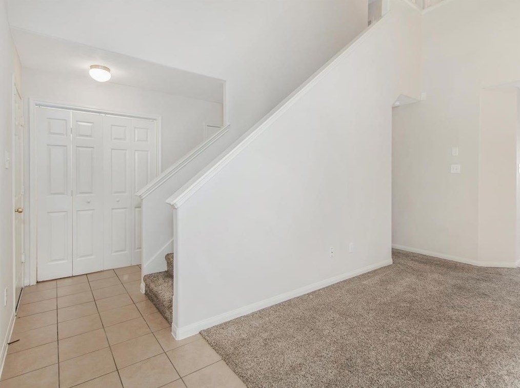 22302 Queenbury Hl Dr, Houston TX  77073-5682 exterior