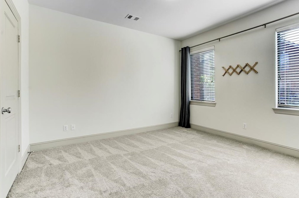 2825 Pease St, Houston TX  77003-5322 exterior