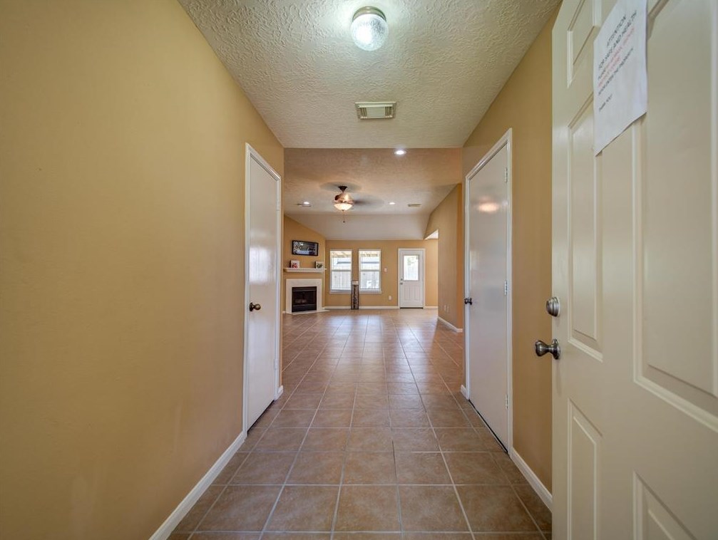 7314 Tara Dr, Richmond, TX 77469