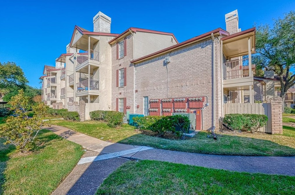 2120 El Paseo St Apt 2407, Houston, TX 77054