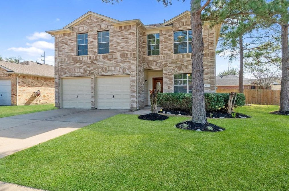 11831 Solon Springs Dr, Tomball, TX 77375-1742