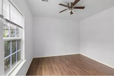 409 Beto Street, Huntsville, TX 77340 - Photo 16