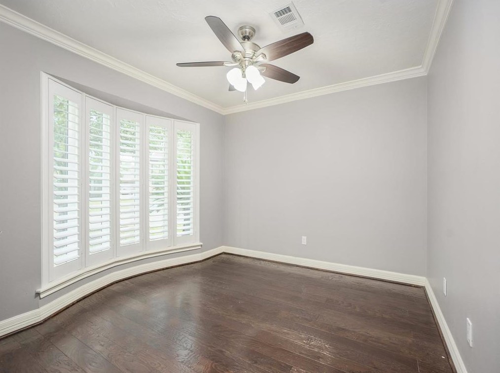 11527 Meadow Lake Dr, Houston TX  77077-6835 exterior