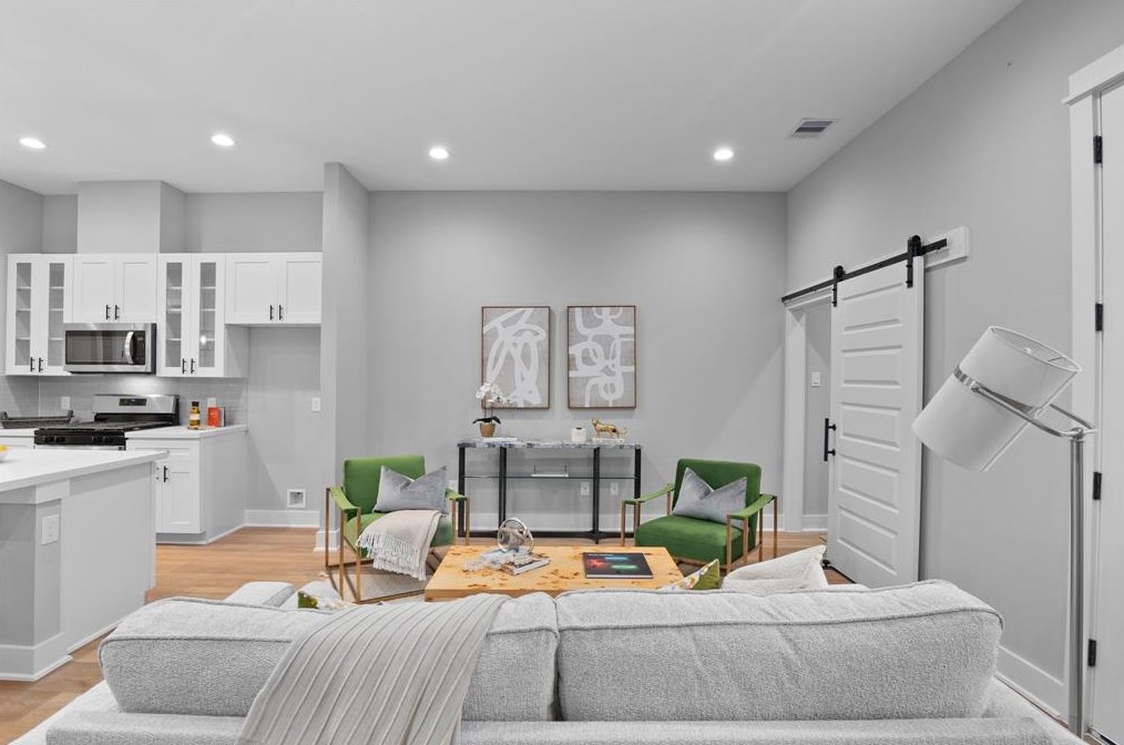 4212 Mckinley St, Houston TX  77051-1832 exterior