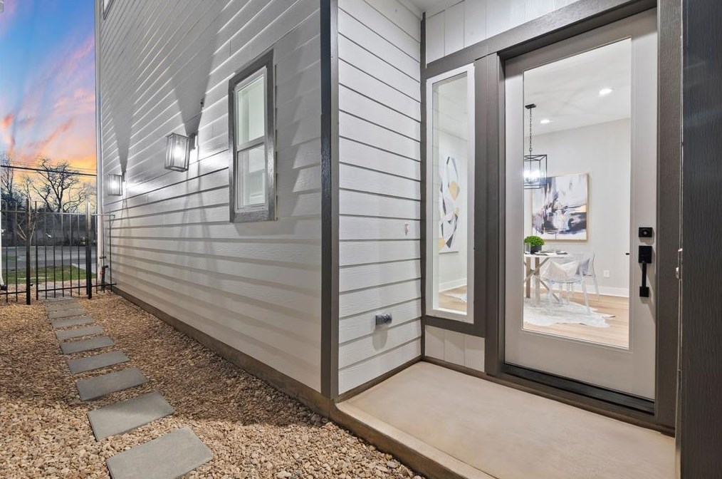 4212 Mckinley St, Houston TX  77051-1832 exterior