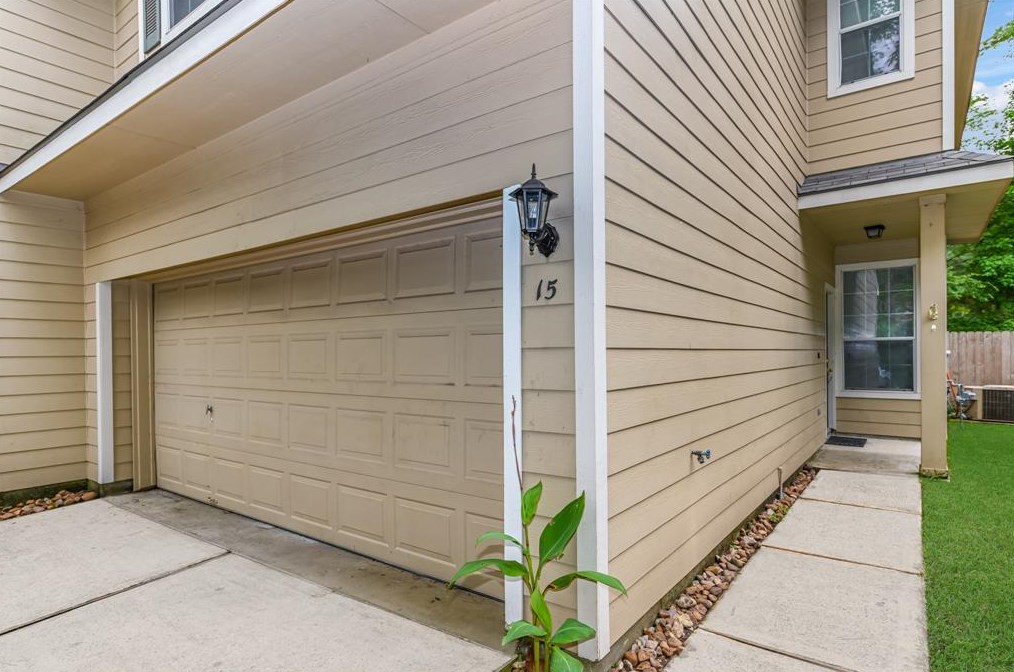 15 Summer Haze Cir, Spring, TX 77382-5513