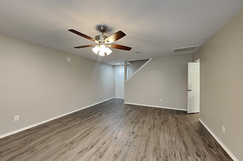 4023 Sand Ripple Ln, Katy TX  77449-8135 exterior