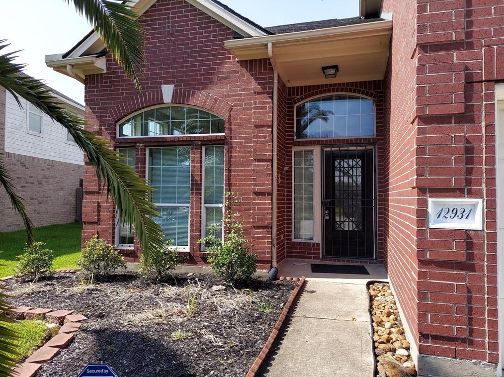 12931 Hammermill Ln, Houston, TX 77044