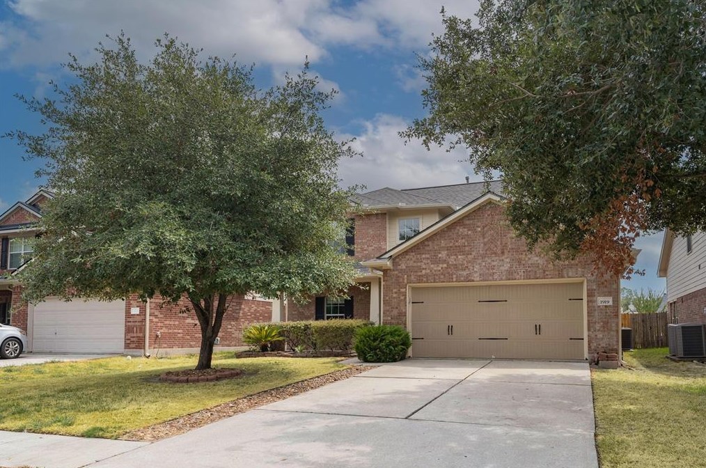 1919 Meadow Edge Ln, Spring, TX 77388