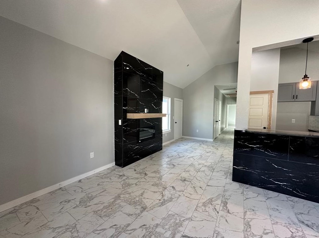 16514 Eastchase, Montgomery TX 77316-6704 exterior