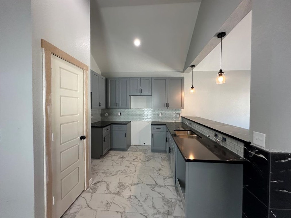 16514 Eastchase, Montgomery TX 77316-6704 exterior