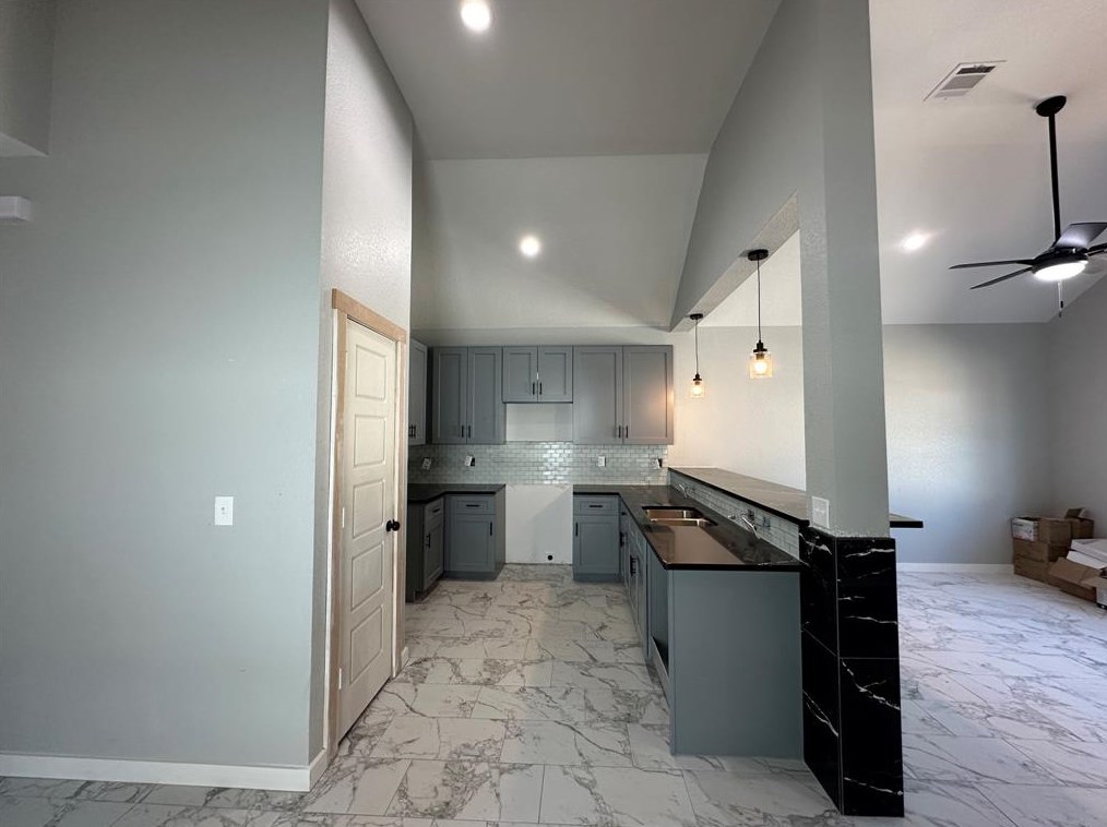 16514 Eastchase, Montgomery TX 77316-6704 exterior