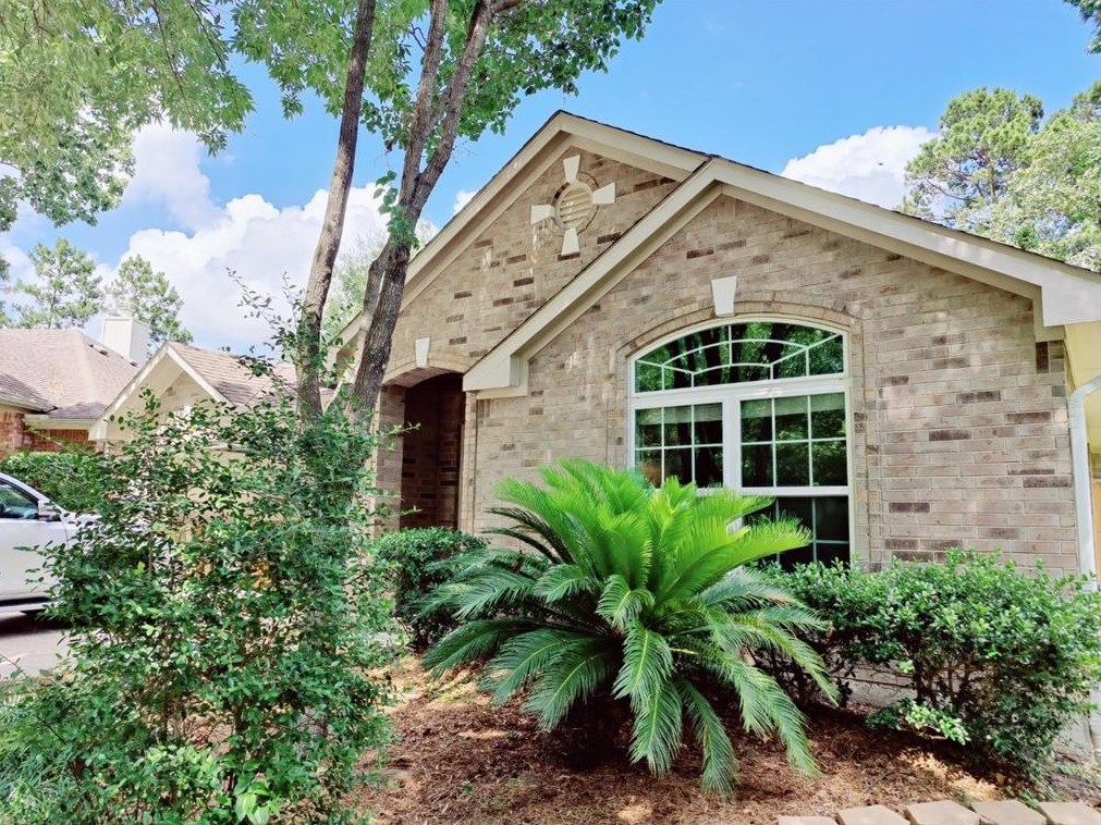 30 English Lavender Pl, Spring TX  77382-4802 exterior