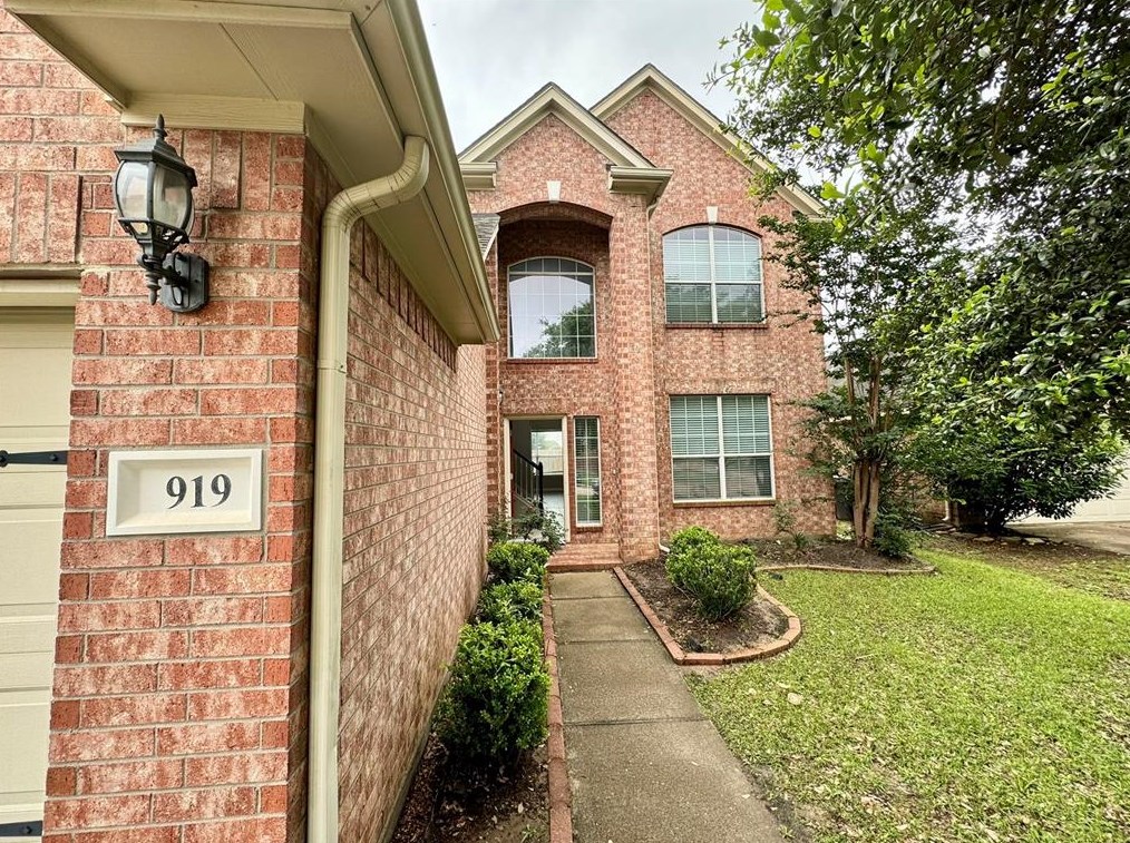 919 Merlin Roost, Katy, TX 77494