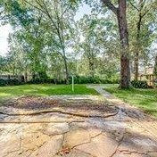 1521 Bayram Dr, Houston TX 77055-3215 exterior