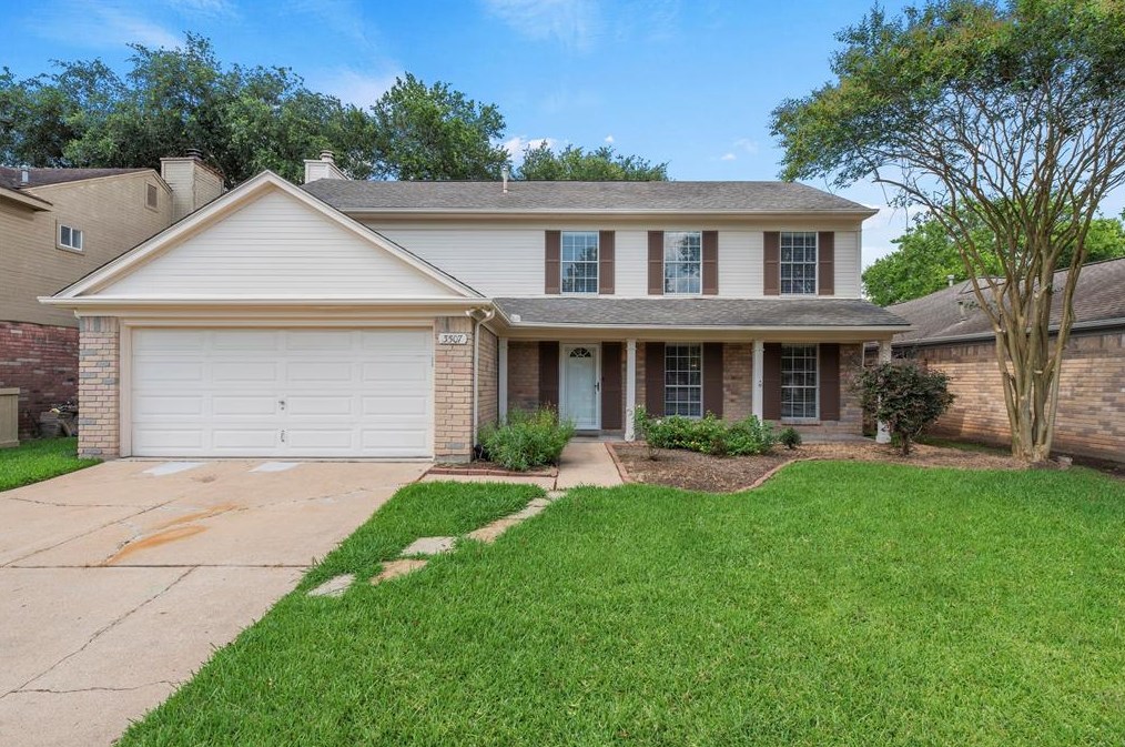 3507 Green Fields Dr, Sugar Land, TX 77479