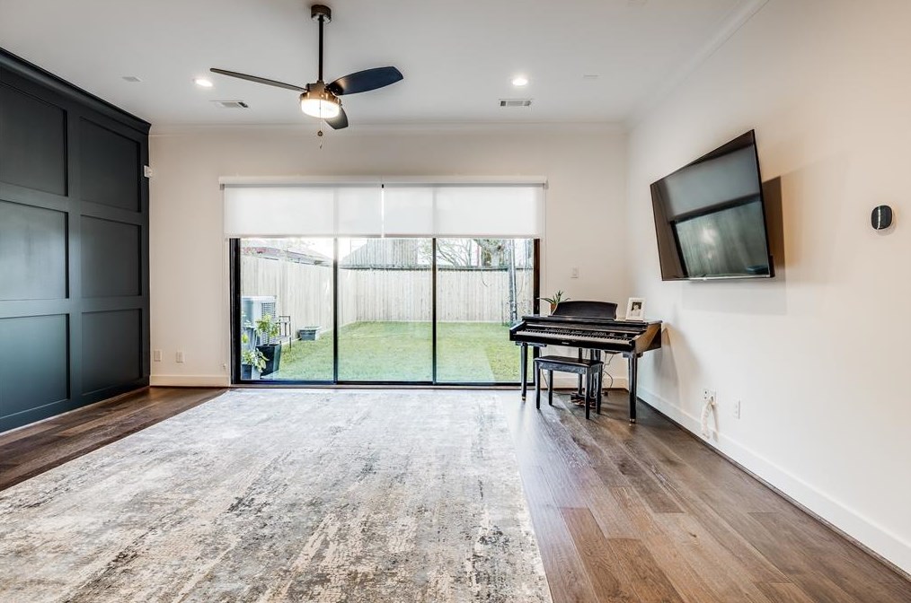 1808 Hazard St, Houston TX 77019-5720 exterior