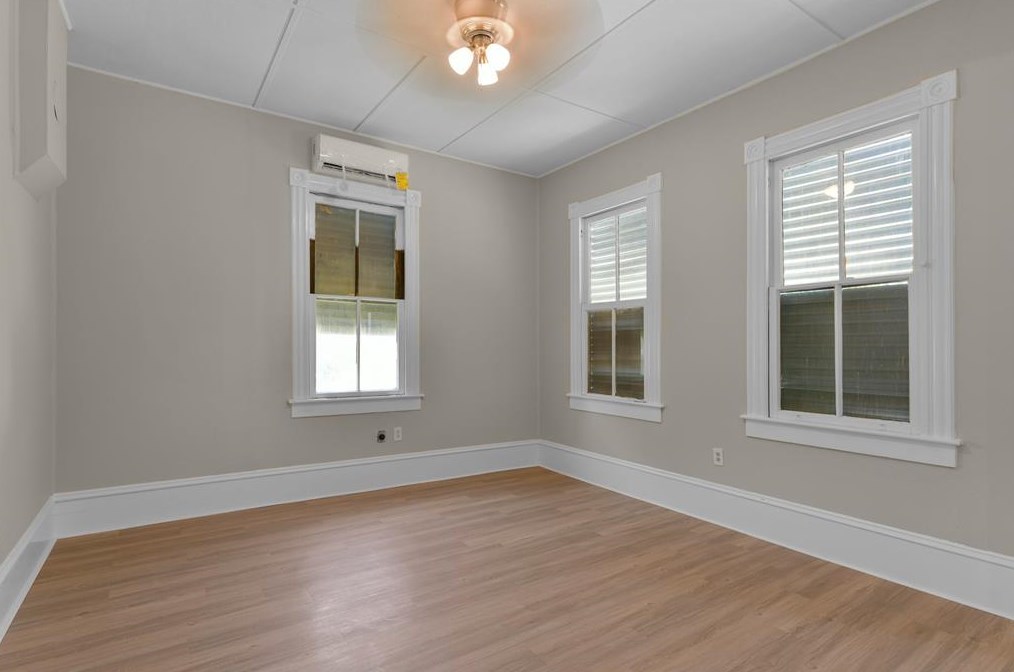 1221 20 St, Galveston TX 77550-8006 exterior