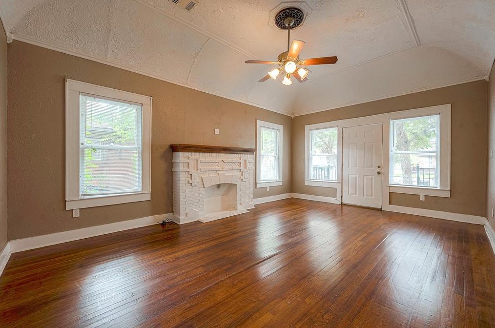 2711 Eagle St, Houston TX  77004-4574 exterior