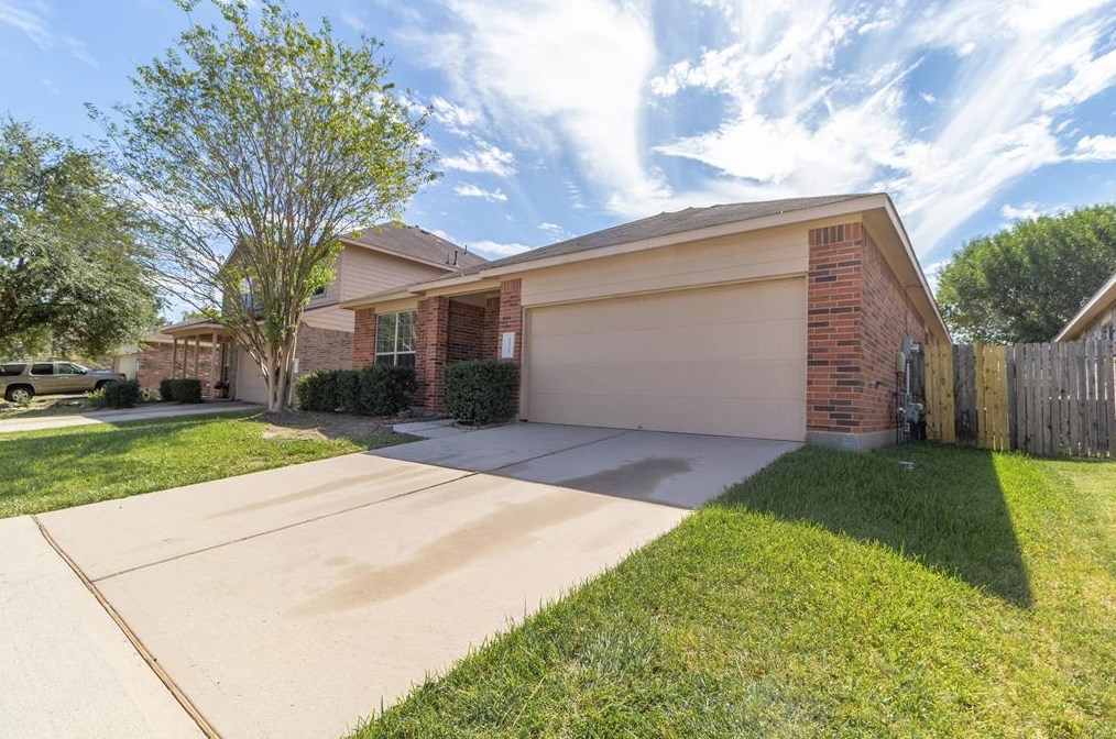 23523 Maple Vista Ln, Spring TX  77373-7994 exterior