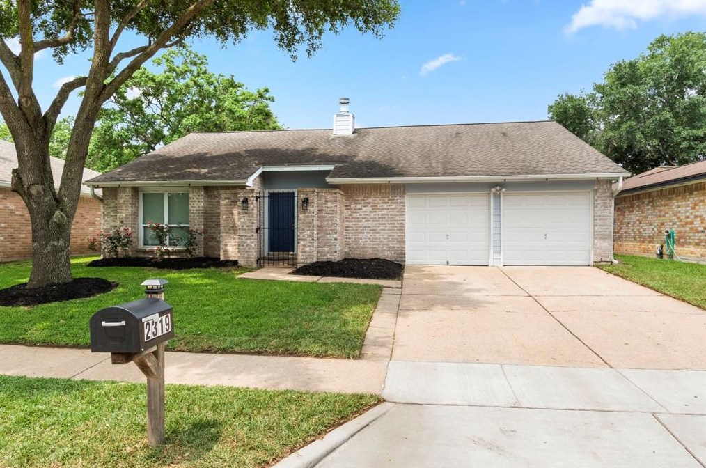 2319 Crooked Ln, Houston, TX 77084-5249