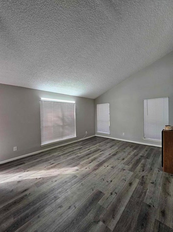 7887 Kendalia Dr, Houston TX  77036-8712 exterior