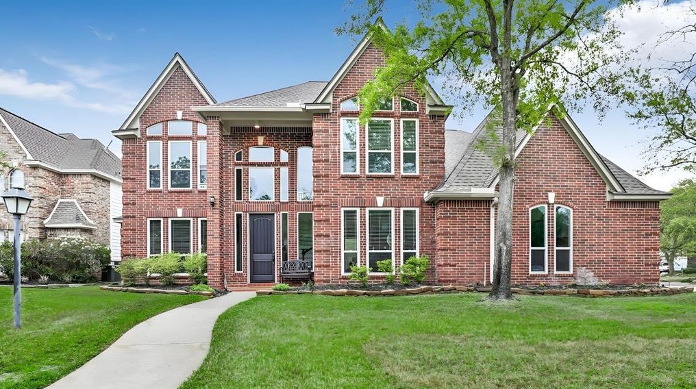 17902 Russwood Ct, Spring, TX 77379-6160