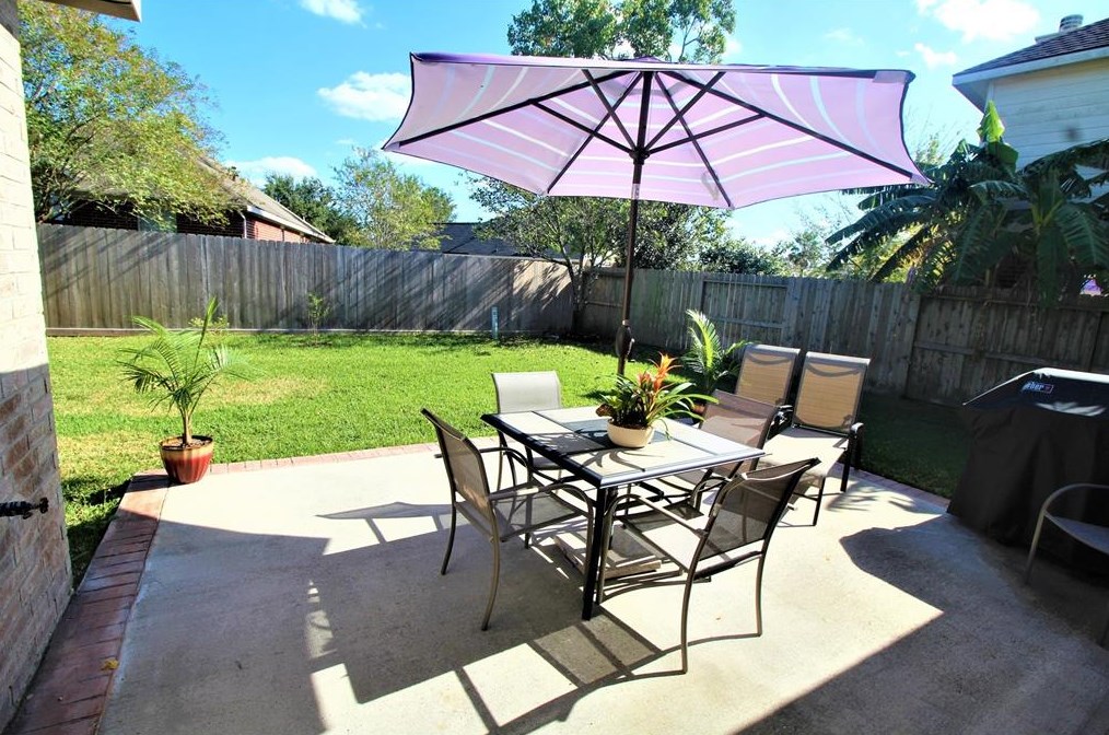 21726 Hannover Village Dr, Spring TX  77388-5392 exterior
