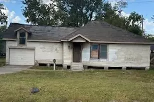 238 Betral St, Houston, TX 77022 - Photo 2