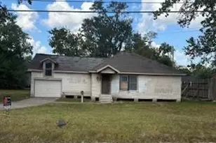 238 Betral St, Houston, TX 77022 - Photo 1