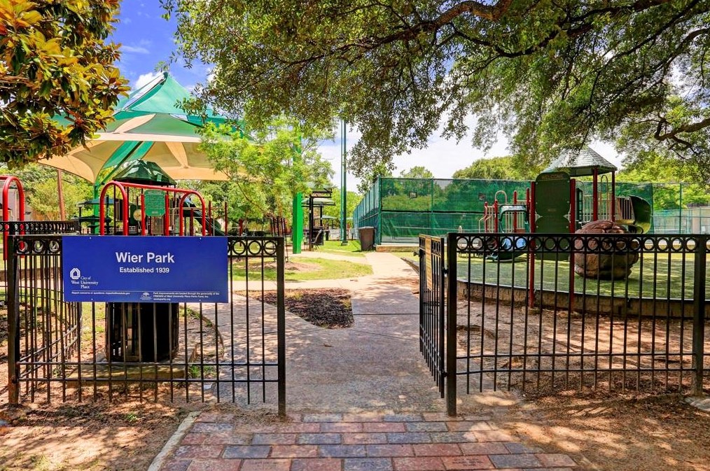 2925 Plumb St, Houston TX  77005-3057 exterior