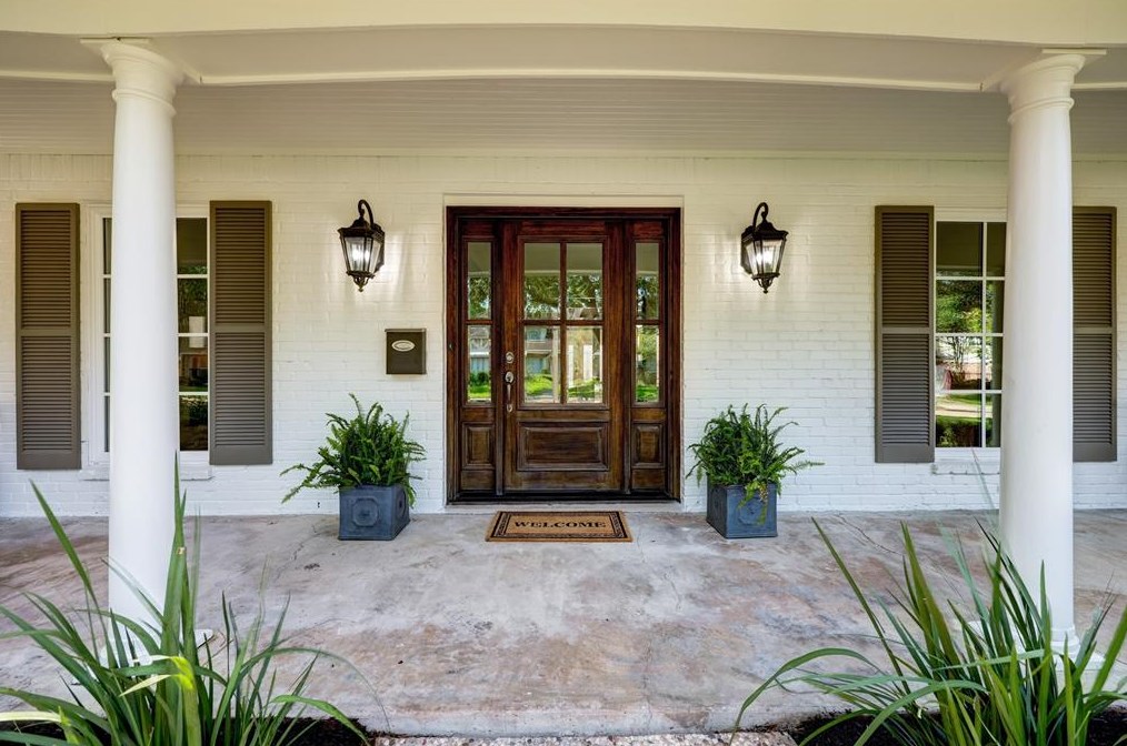 13722 Queensbury Ln, Houston, TX 77079-5918