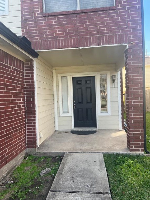8922 Iron Springs Dr, Houston TX  77034-3643 exterior