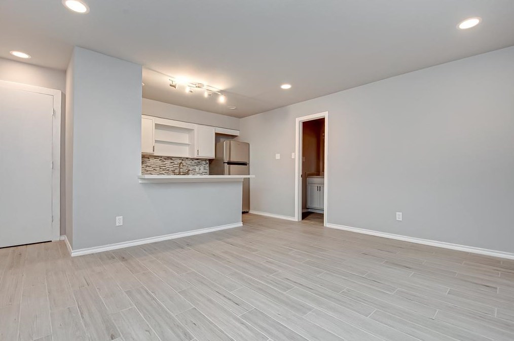 1903 Commonwealth St #42, Houston, TX 77006