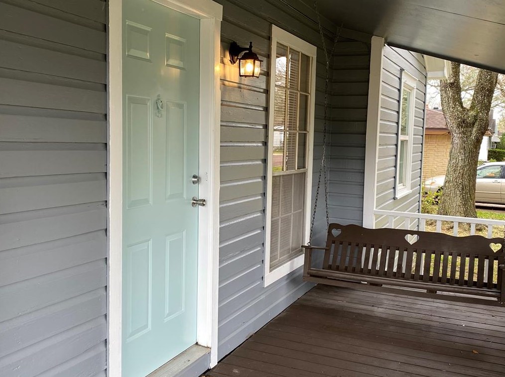 112 Begonia Ln, Highlands, TX 77562