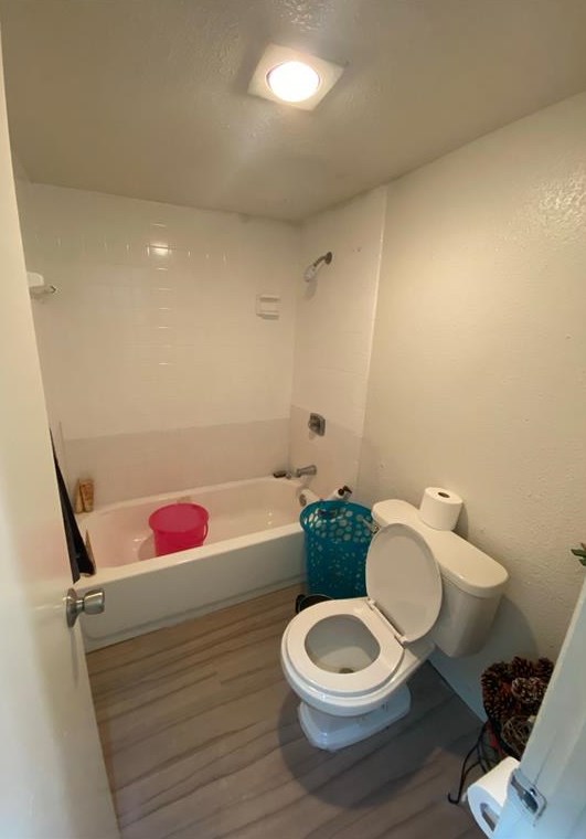 9201 Clarewood Dr, Houston TX  77036-3529 exterior