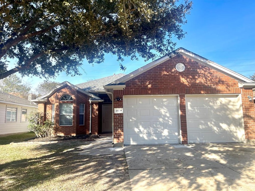 19230 Lakota Dr, Katy, TX 77449