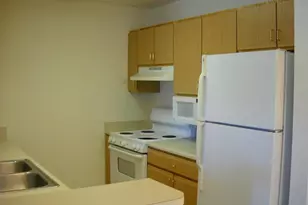 530 N Michigan Ave, Other, MI 49663 - Photo 4