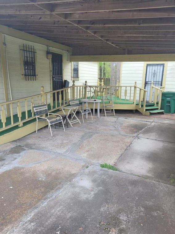 5106 Noble St, Houston, TX 77020-2823