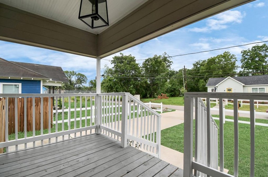 4105 New Orleans, Houston TX  77020-2545 exterior