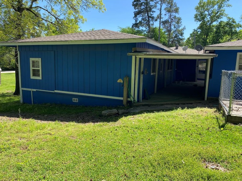 505 Davis Dr, Chita, TX 75862-9202