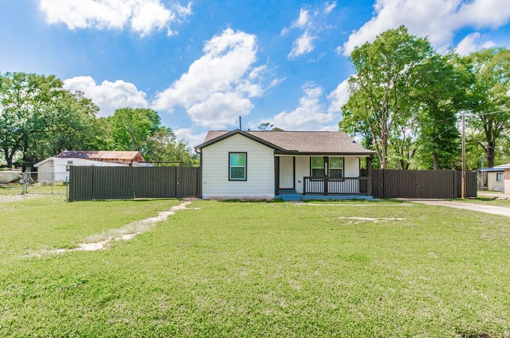 2514 Dedman St, Pasadena, TX 77503