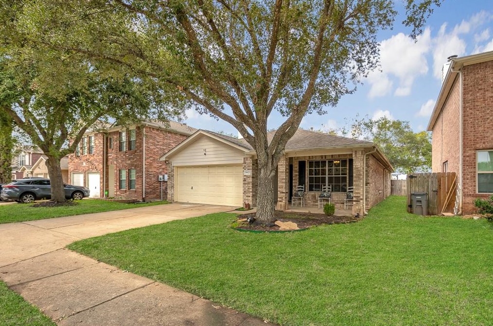 19122 Broadwind Ln, Katy, TX 77449