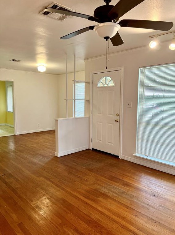 4057 Woodfox St, Houston, TX 77025