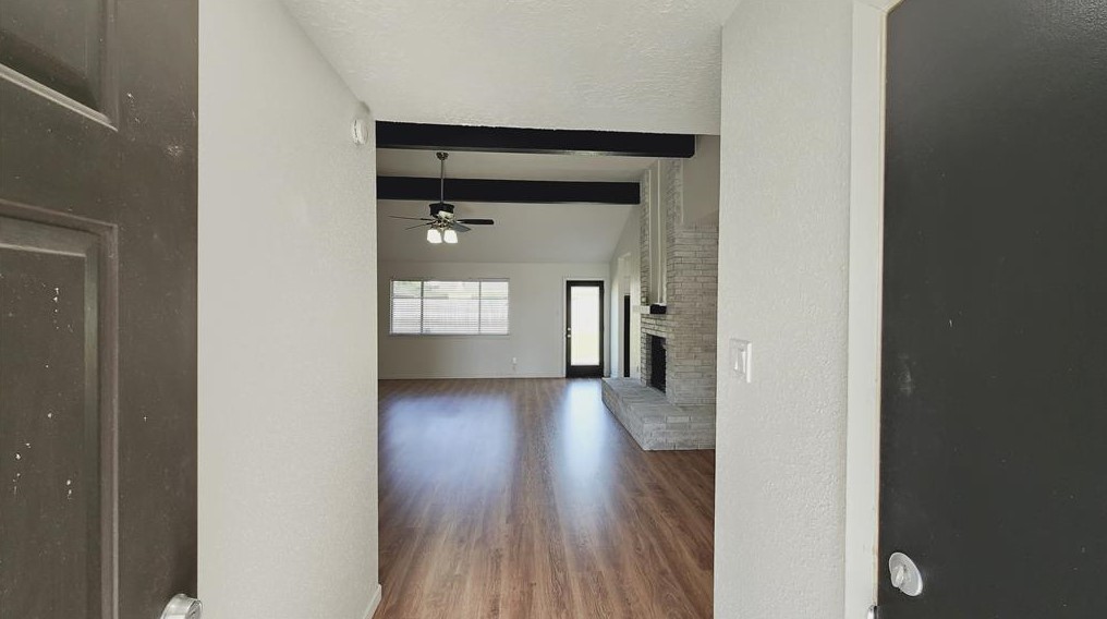 16719 Schooners Way, Friendswood, TX 77546