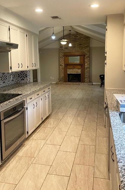 2107 Timber Ln, Conroe, TX 77301