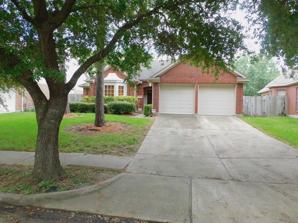 14126 Hazel Ridge Ct, Houston, TX 77062
