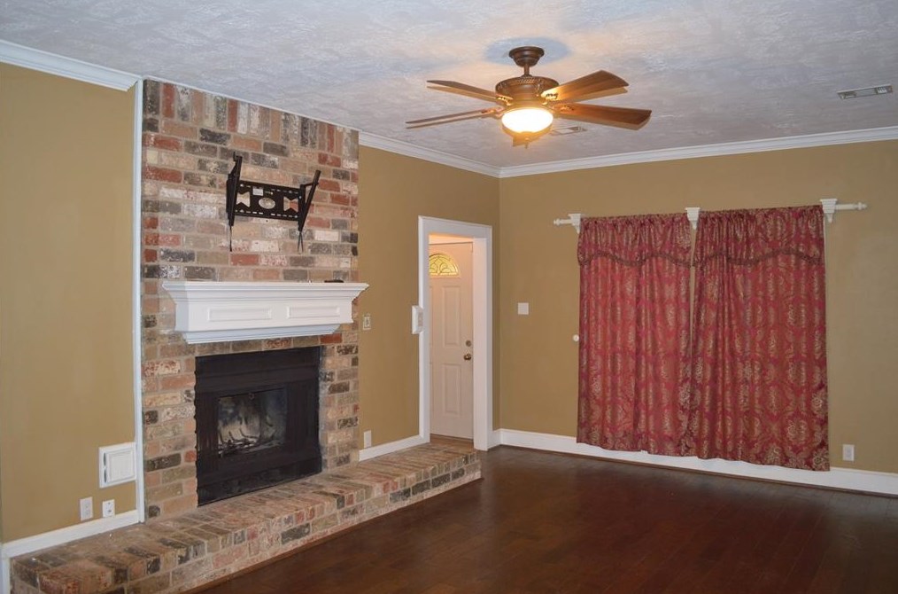 52 Torch Pine Cir, Spring TX  77381-3446 exterior