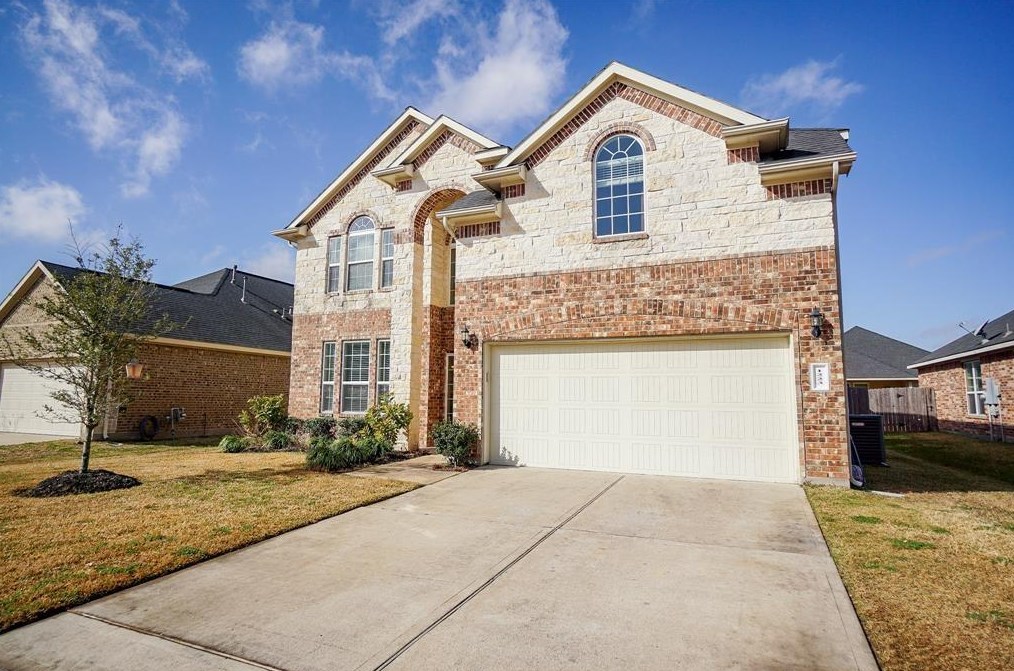 1223 Maple Ace Dr, Katy TX  77493-2912 exterior