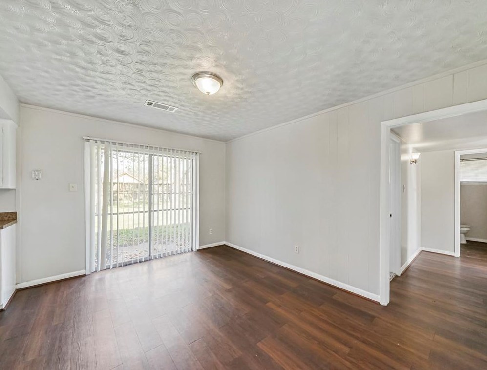 122 Havner Ln, Houston TX  77037-2906 exterior